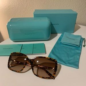Tiffany & Co. Sunglasses TF4043B 8115/3B.
